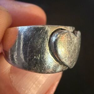 (Clearance)LA Sterling Silver puffy “Follow Your Heart”Ring Sz6.25 ring. 8 grams